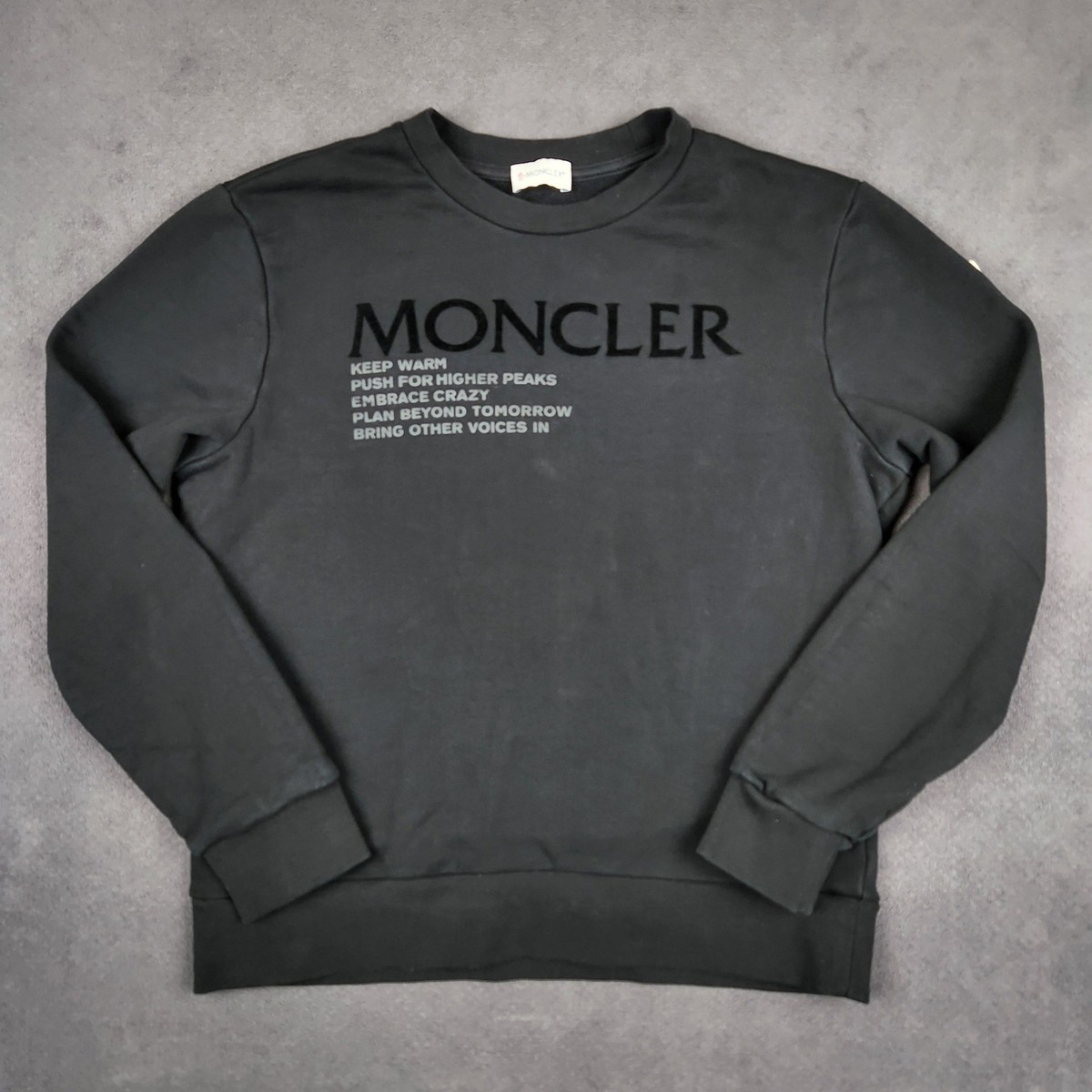 Moncler Logo Crewneck Sweatshirt Medium Black Slogan Print 2021