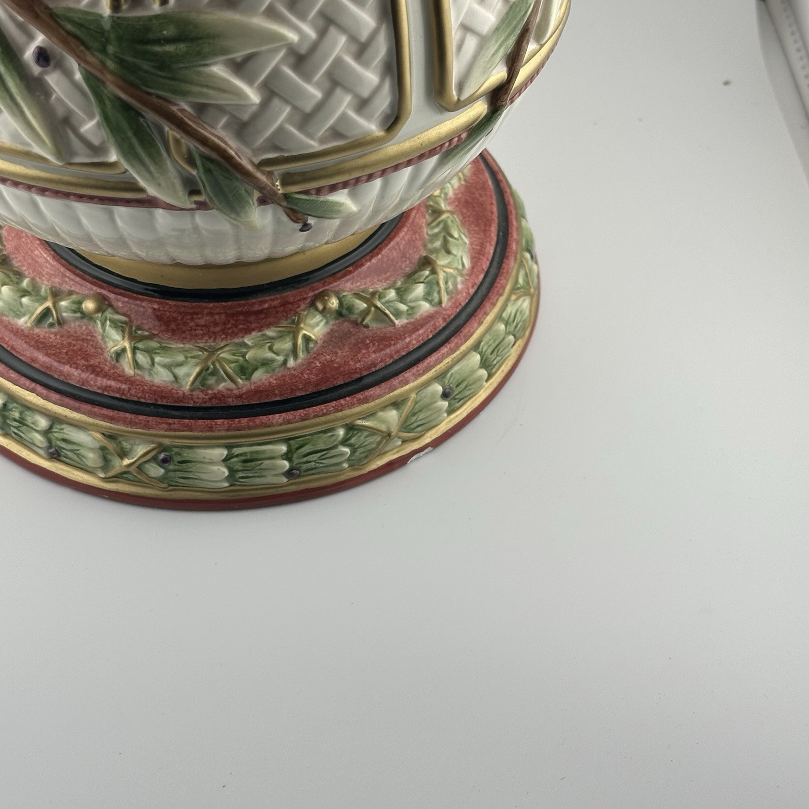 RARE Fitz and Floyd EQUESTRIAN Fall Christmas Chestnut Garland Cache Flower Pot