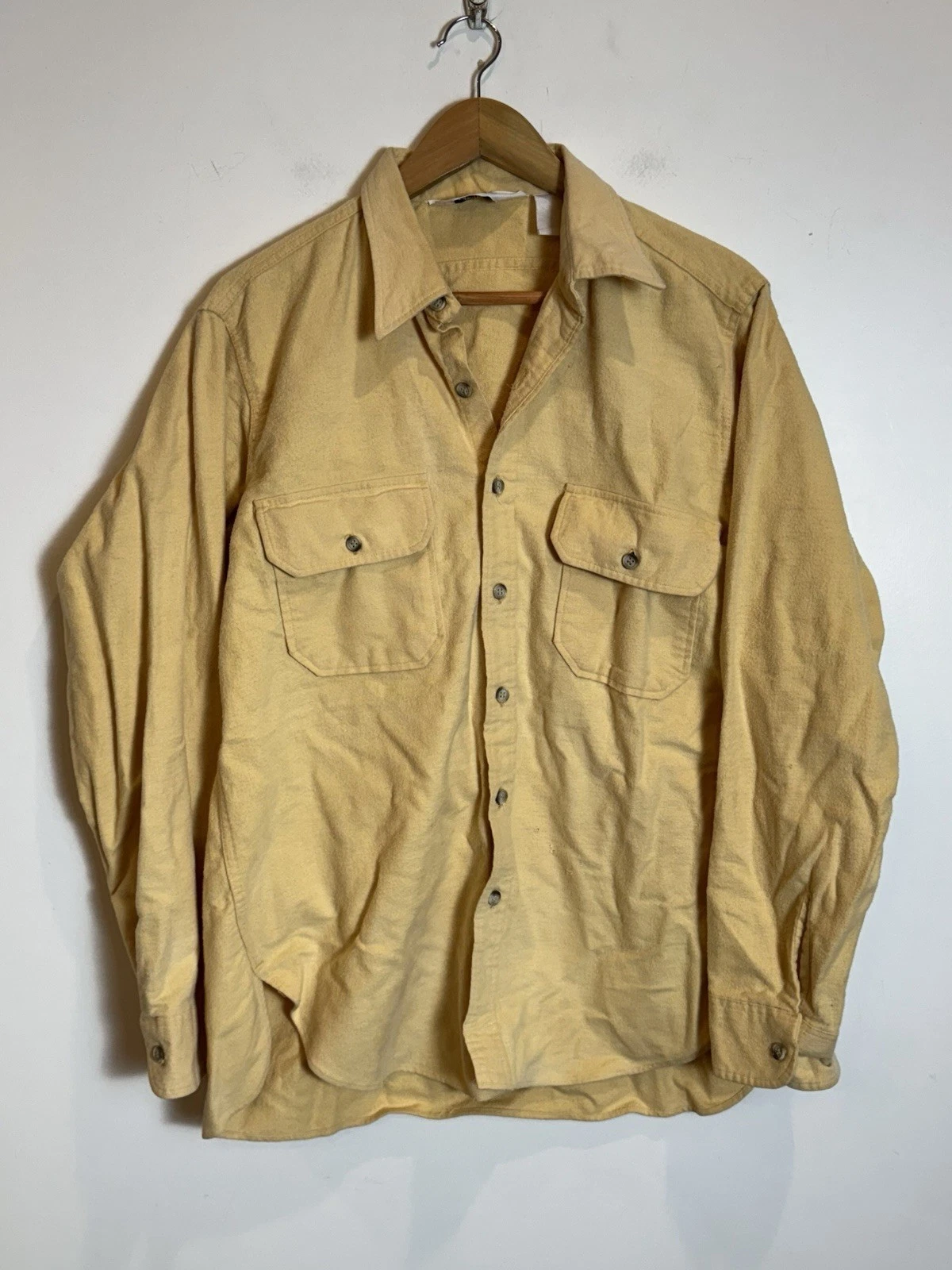 VINTAGE 90s Woolrich Shirt Men Medium Yellow Chamois Flannel Long Sleeve Outdoor