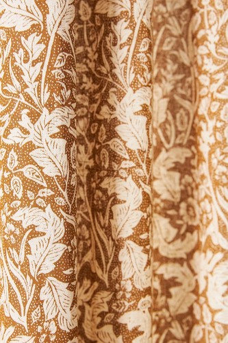 Anthropologie Hyacinth Honey Curtains Panels Pair Two NWT Floral Light 50”x 84” - Picture 2 of 5