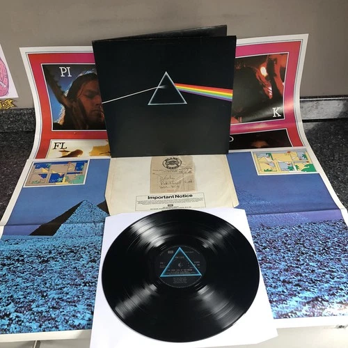 LP PINK FLOYD THE DARK SIDE OF THE MOON SHVL 804 UK 4TH PRESS POSTERS & STICKERS