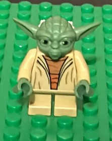 LEGO Star Wars Yoda Clone Wars White Hair Printed Back minifigure sw0446 75002