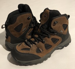 ecco hiking footwear