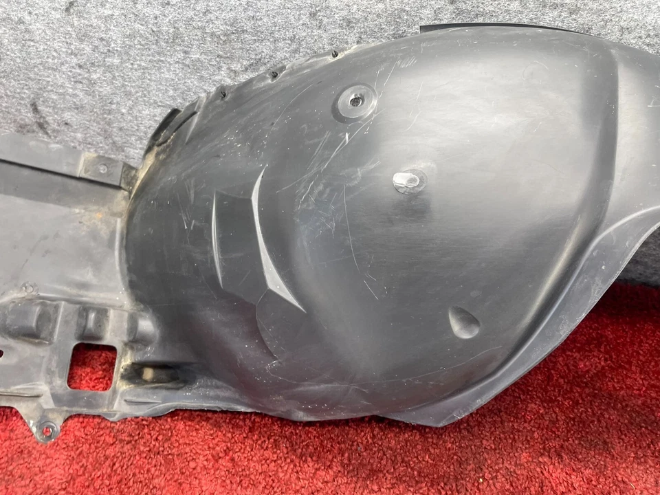 Guardabarros delantero izquierdo del lado del conductor BMW 2000-2006 E46 protector contra salpicaduras OEM 99K Foto 4 de 4