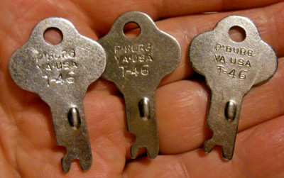 Lot of 3 Original Long Lock Keys T-46 Trunks Luggage Suitcases Footlockers Other