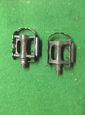 Wellgo K20410 Bike Pedals Universal Dirt Bike & MTB w/Reflectors 