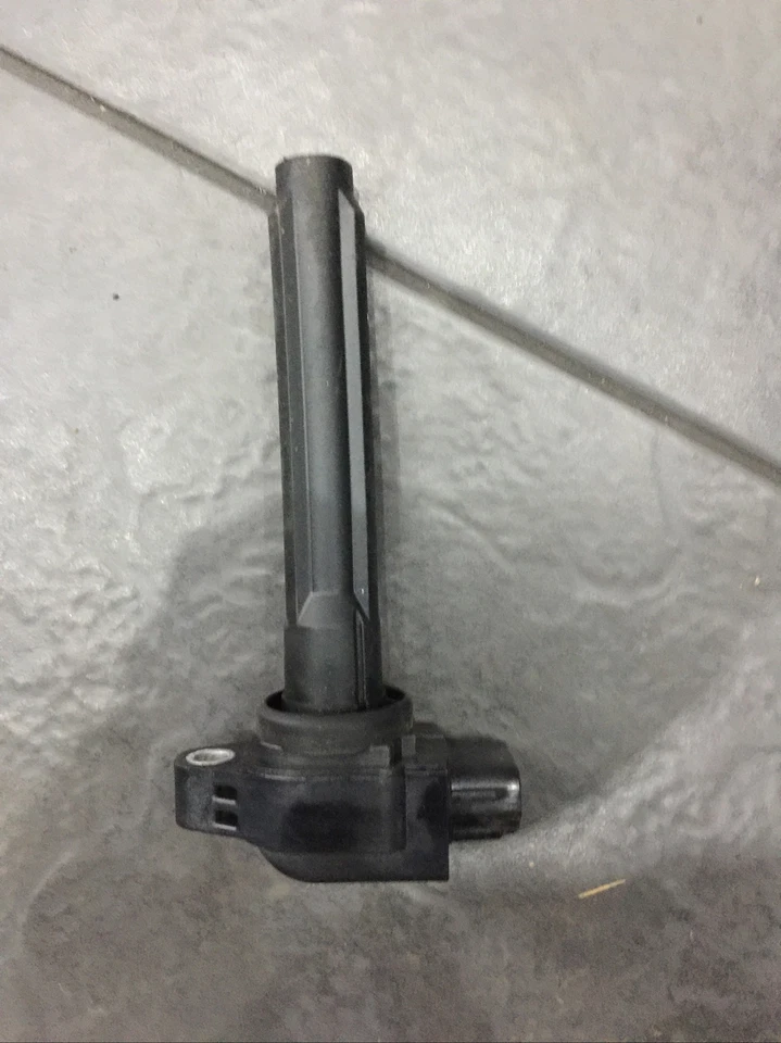 Engine Ignition Coil for Mitsubishi Eclipse Cross 2018-2020 FK0488 1832A080 - Image 2 of 3