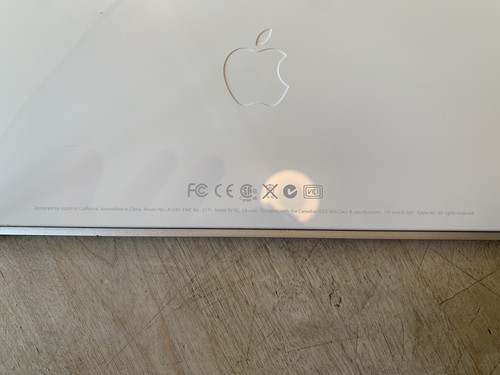 Apple wired numeric keyboard A1243 And Wireless Mouse A1197 - Picture 9 of 16
