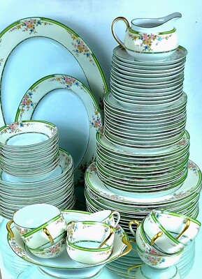 NORITAKE Pendarvis 88 Piece Dinnerware Set, Green Bands/Rim, Pink