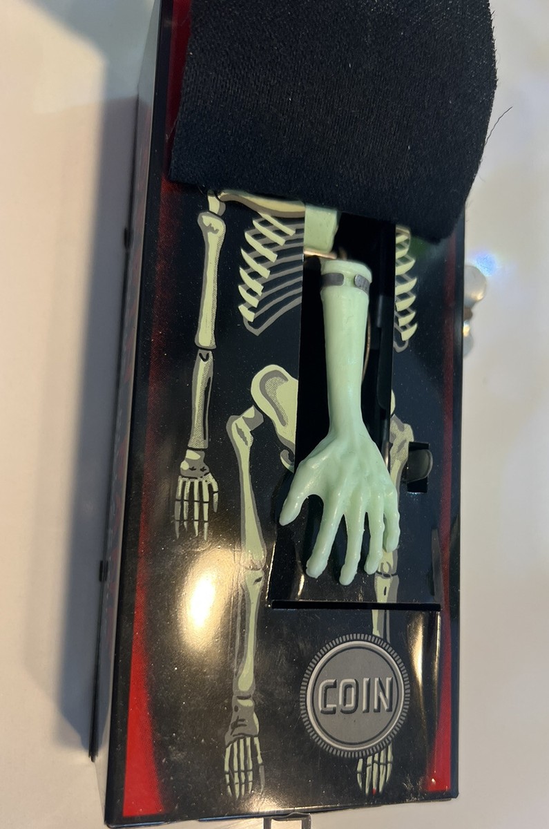 COFFIN BANK 骸骨デザイン 機械式ワインドアップ Yone Japan 60's Coffin Bank with Skeleton in Box Wind Up