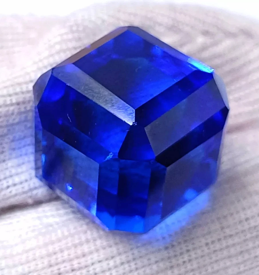 Blue Sapphire Cube 38 Ct Lab-Created Gemstone Loose Huge Size - Image 4 of 4