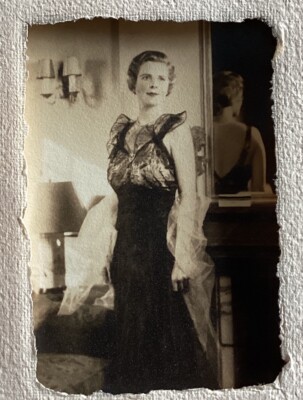 Vintage 1920s Orig Photo Sexy Woman/Lady Female Posing Fashion Dress ...