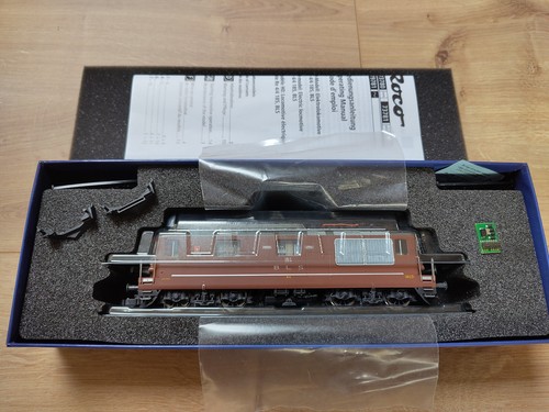 Roco 73780 BLS SBB Re 4/4 Nr. 185 Wappen Lalden mit Zimo Plux 22 Decoder in OVP - Bild 3 von 4