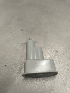 AEG T56840 Trockner Türgrif zum Öffnen der Wärmetauscher 11233140 11233150#51843