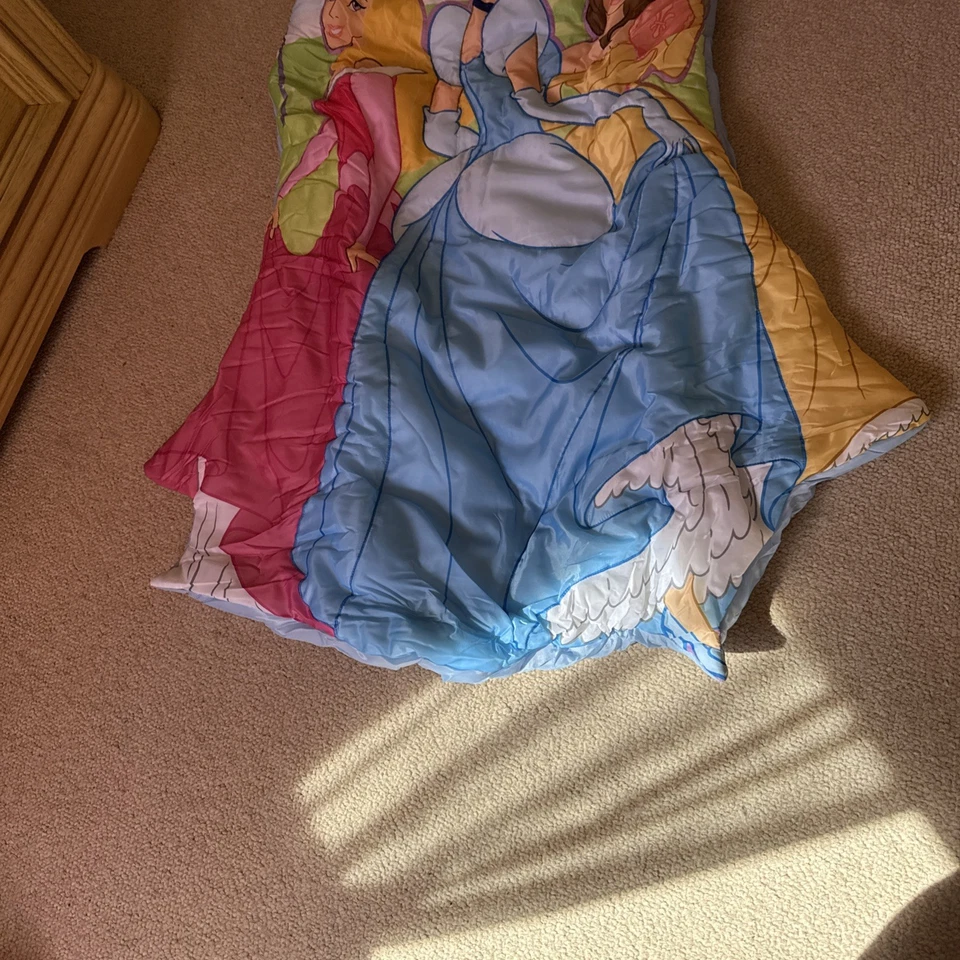 Saco de Dormir Princesa Disney con Diseño Cenicienta Bella Aurora Foto 2 de 4