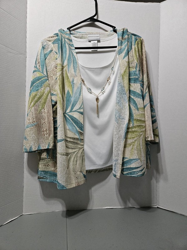 Alfred Dunner Petite Size PM Attached Necklace Multicolored Mock Two Piece