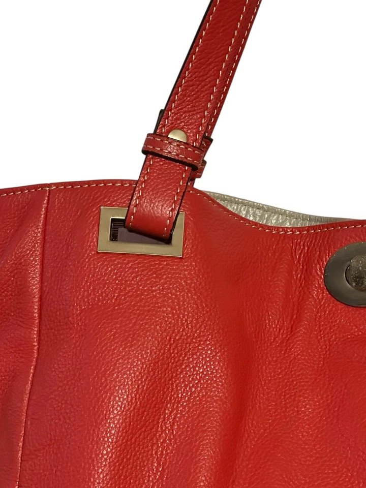 Clarks Rojo Guijarro Cuero Bolso de Mano Cartera Bolso de Hombro Cartera Girar Bloqueo Patas Foto 4 de 4