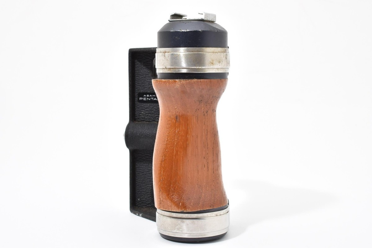 N. MINT Asahi Pentax Wood Hand Grip For Pentax 6x7 67 II Film