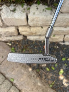 Scotty Cameron Newport 2 putter 35 pulgadas