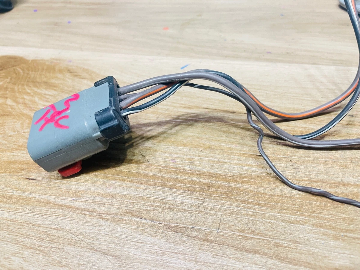 chrysler 5018657AA 07263-l connector 52772 windshield wiper motor 