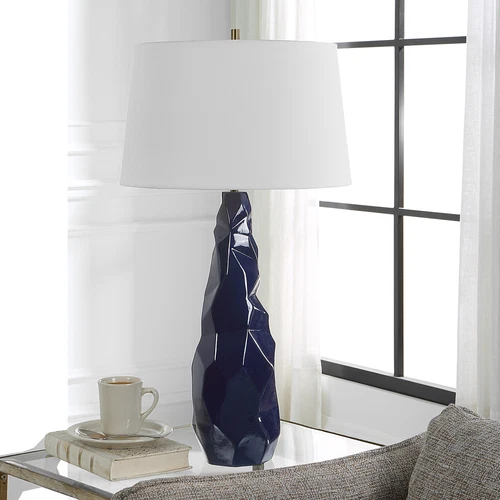 Abstract Faceted Gloss Navy Blue Ceramic Table Lamp 31 in Geometric Crinkle Luxe - Picture 4 of 9