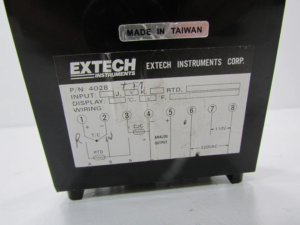 EXTECH 4028 TEMPERATURE INDICATOR - Image 3 of 3