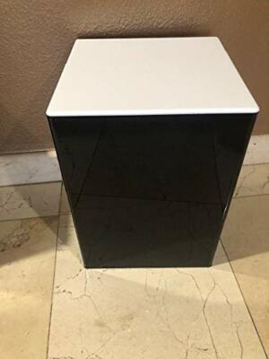 305Displays Acrylic Art Sculpture Black & White top 12 x 12 x 16h Stand Pedestal