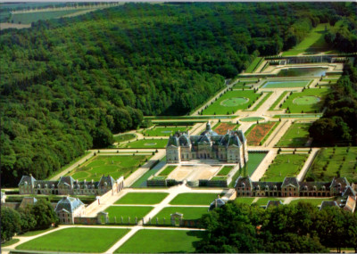 Vintage Postcard Maincy France Château De Vaux Le Vicomte Aerial View