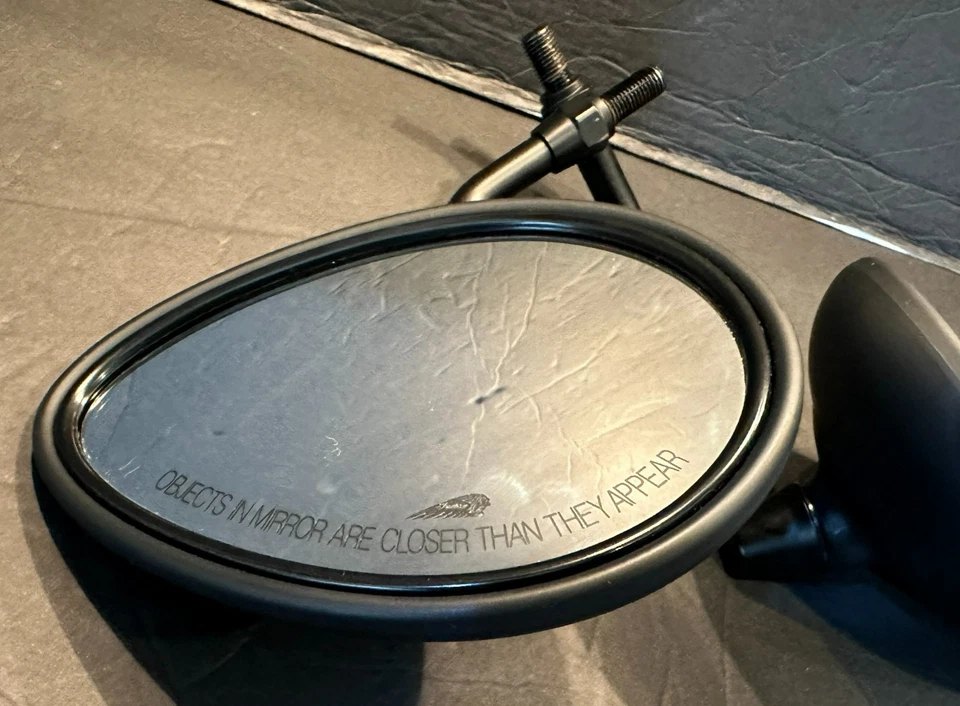 Espejos retrovisores Indian para motocicleta en negro, par artículo #: 2881013-463 Foto 2 de 4