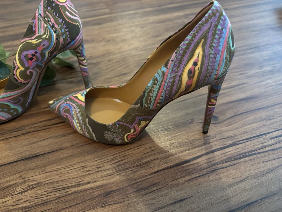 RARE Ralph Lauren Purple Label Heels Collection Celia Pumps 40B Silk Paisley - Image 4 of 4