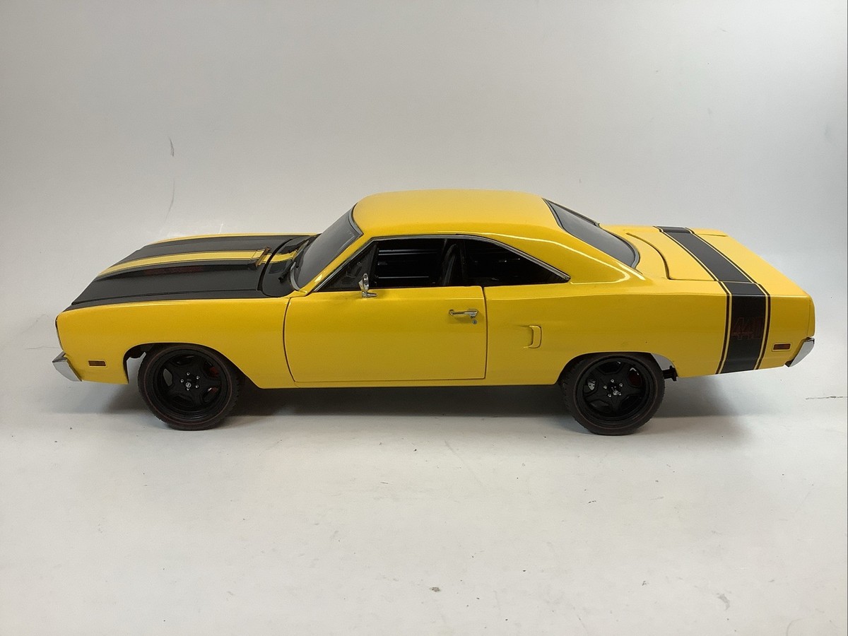 GMP/'70 Plymouthプリムス RoadRunner 1/18 GMP 1/18 '70 Plymouth Road Runner NO BOX | eBay
