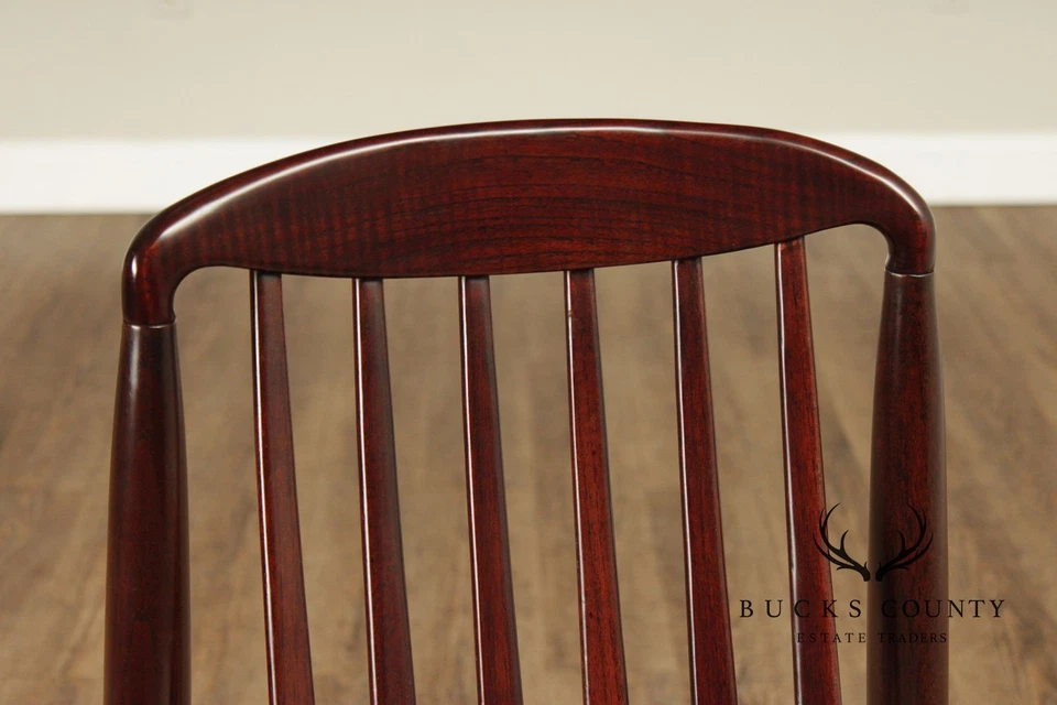 Juego de doce sillas de comedor Benny Linden estilo moderno danés de palisandro Foto 4 de 4