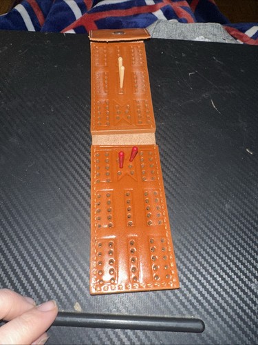 FOLDING CRIBBAGE BOARD  TOP GRAIN Solid Cowhide Board Quality Crafted Pocketsize