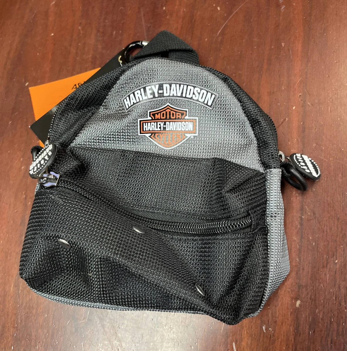 【廃盤】【美品】Harley Davidson バックパック 黒/シルバー 25+ Harley-Davidson Backpack Black Bags & Handbags for Women for