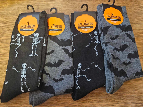 Men's Halloween Socks Crew Half Calf Skeleton in black & Bats in Grey 4 Pack - Picture 1 of 2