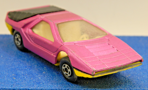 VINTAGE Matchbox Superfast - ALFA CARABO - # 75 - Pink - UK 1975 - Small Chips - - Picture 2 of 6