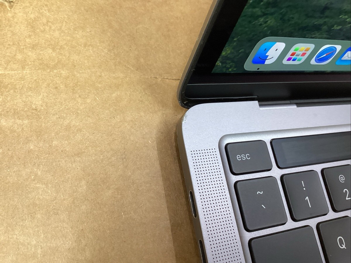 Apple MacBook Pro A2289 13