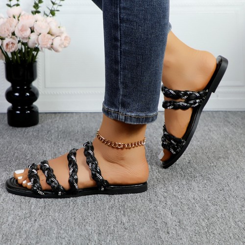 Sandalias para mujer esmaltadas con estrás adornadas con correa trenzada punta cuadrada - Imagen 3 de 27