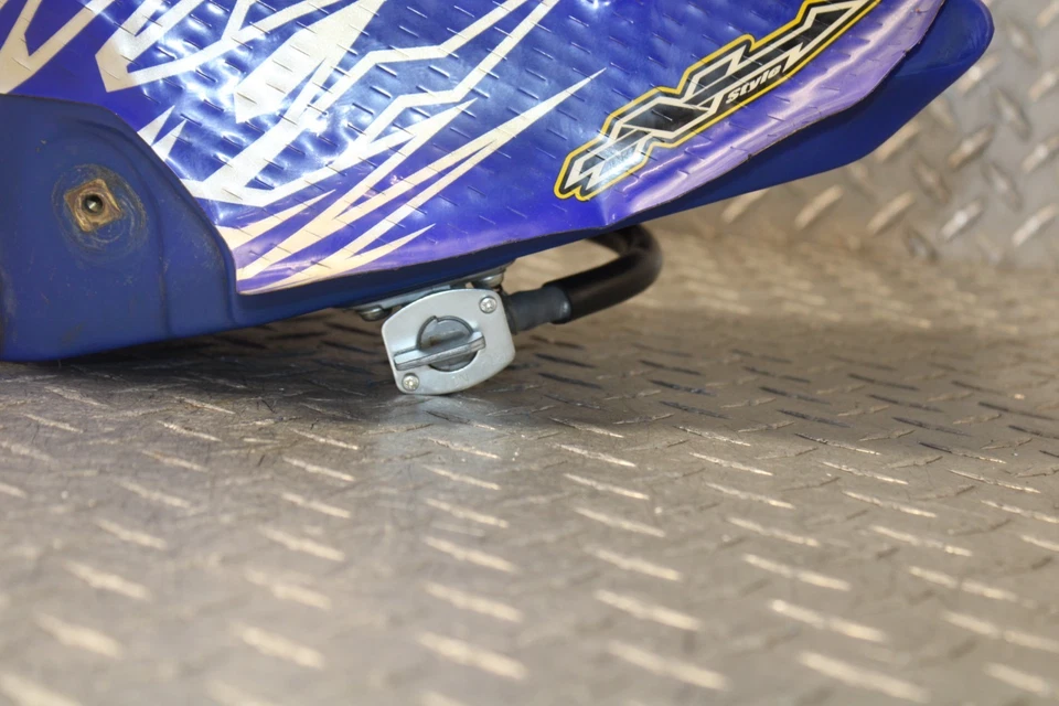 98 / 02 Yamaha Yz426 / YZ426F  / YZ400 Fuel Gas Tank Cap Petcock Set - Image 2 of 4