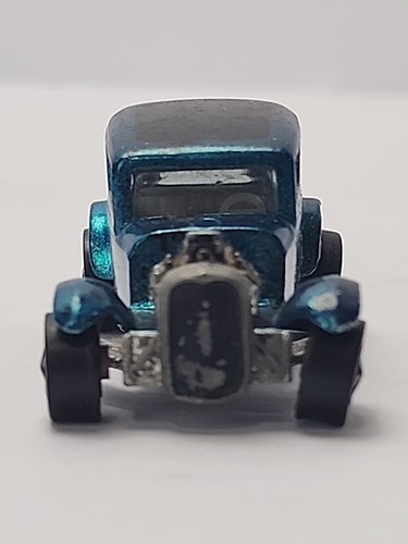 Ford Vicky Aqua 1968 Hot Wheels Redline 32 con botón - Imagen 16 de 24