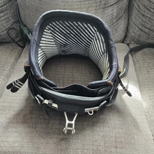 Dakine Fusion Kiteboarding Seat Harness in Black - Size small