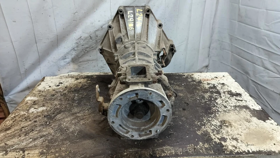 Manual Transmission 4 Speed 4WD Fits 86-92 COMANCHE 612668 Foto 3 de 4