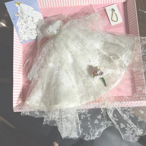 1960's Vintage Barbie  # 972 Wedding Day Set .