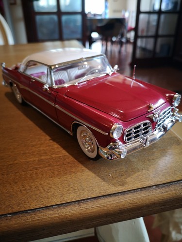 modellini auto 1 18 Chrysler Imperial Hard Tip Granate-bianco Del 1955 - Foto 9 di 24