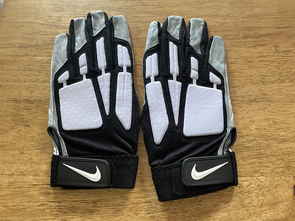 Nike D TACK NFL Sample PE Padded Lineman Football Gloves PGF324