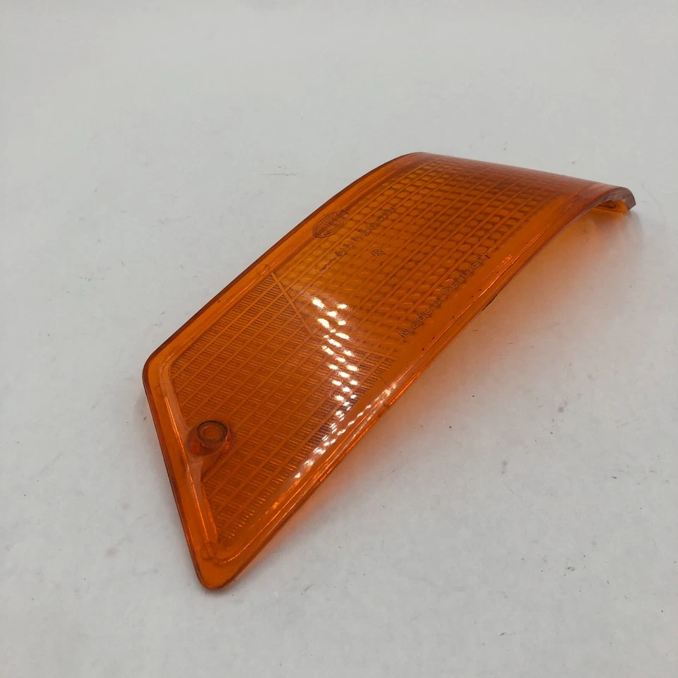 Genuine Mercedes Hanomag F45 F65 Front Right Indicator Glass Indicator Hella ... - Image 3 of 4