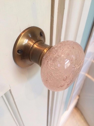 BEAUTIFUL PAIR OF LARGE BUBBLE GLASS ANTIQUE BRONZE MORTICE DOOR KNOBS HANDLES - Picture 7 of 7