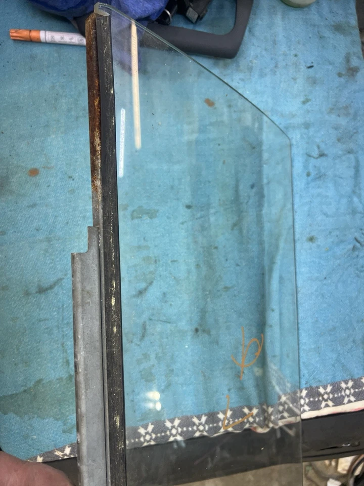 1964-1967 Buick Special LH Drivers puerta trasera ventana vidrio OEM 65 66 Foto 3 de 4