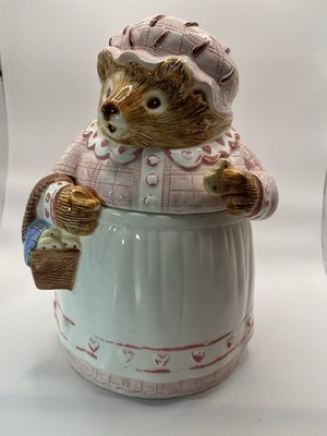 BEATRIX POTTER TALE OF MRS TIGGY WINKLE COOKIE JAR 9 1/2  Tall