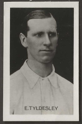 CHUMS-CRICKETERS 1923-#09- TYLDESLEY 
